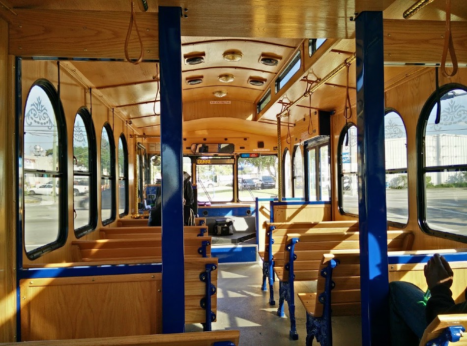 Doral Trolley, inside